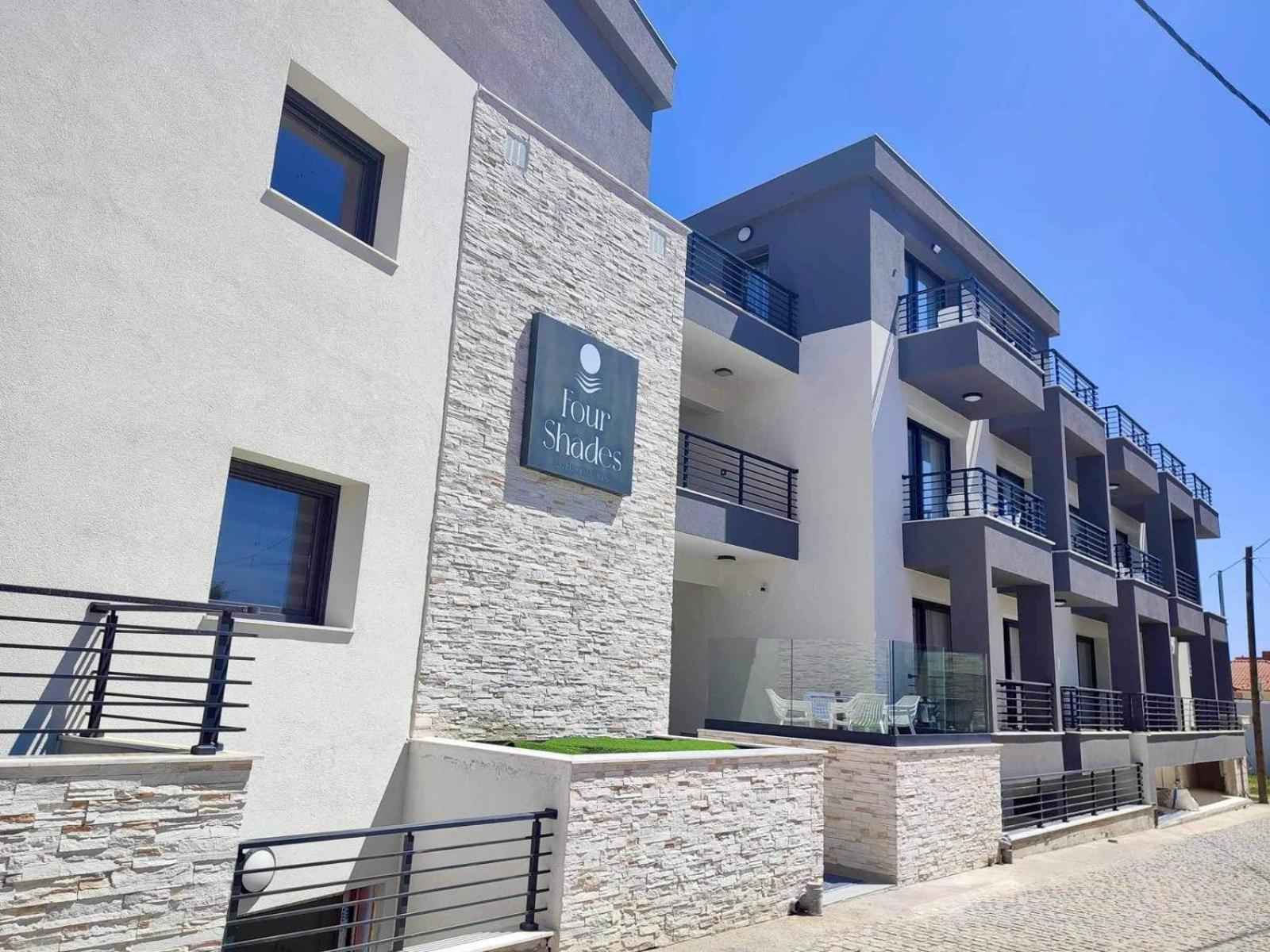 סארטי Four Shades Luxury Suites מראה חיצוני תמונה