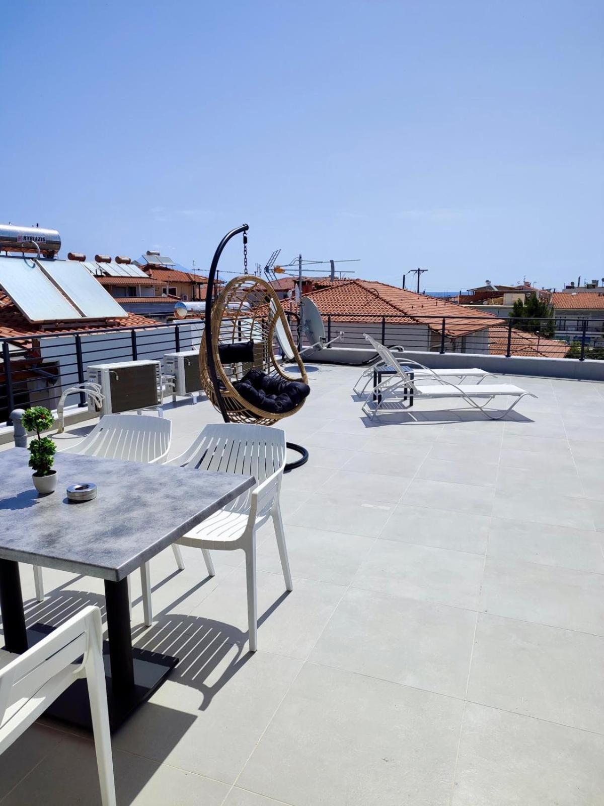 סארטי Four Shades Luxury Suites מראה חיצוני תמונה