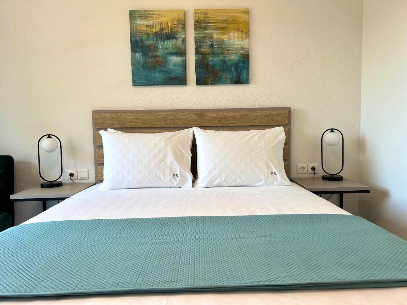 סארטי Four Shades Luxury Suites מראה חיצוני תמונה