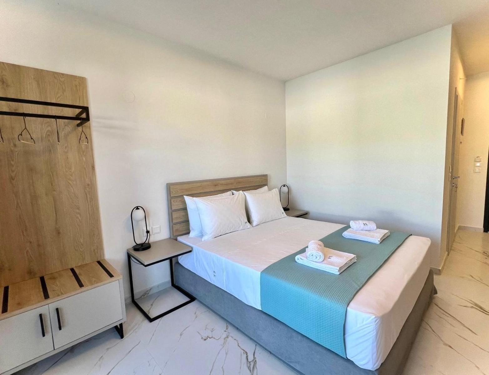 סארטי Four Shades Luxury Suites מראה חיצוני תמונה