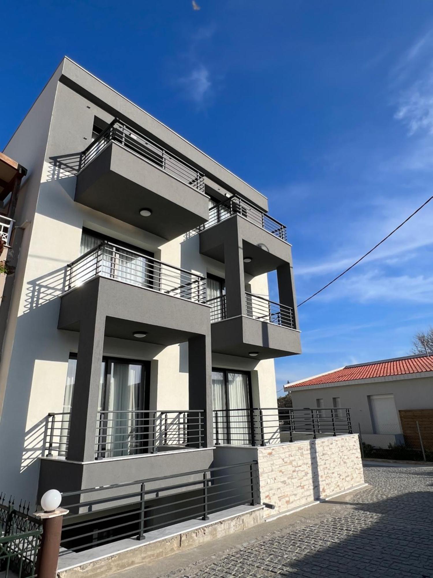 סארטי Four Shades Luxury Suites מראה חיצוני תמונה