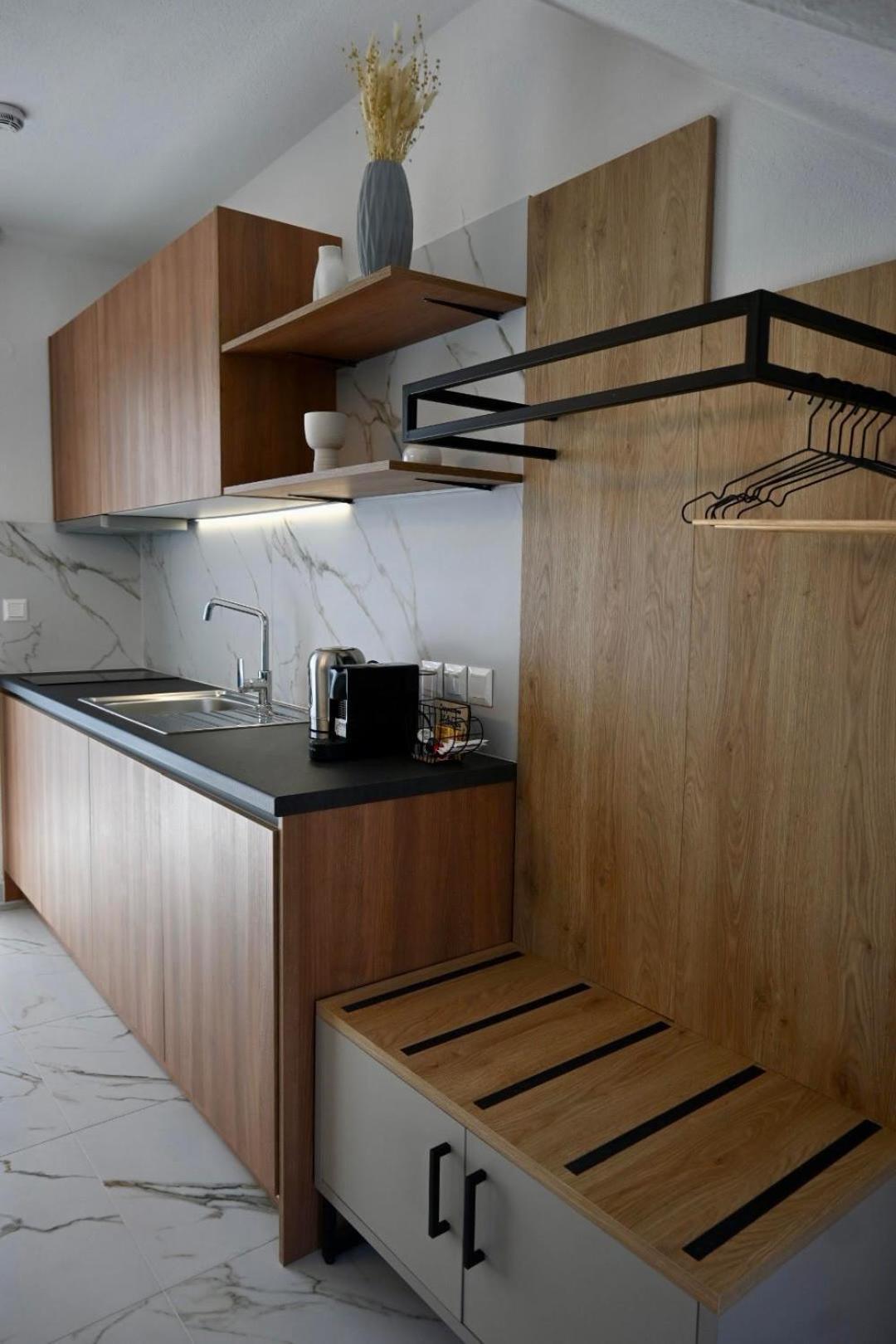 סארטי Four Shades Luxury Suites מראה חיצוני תמונה